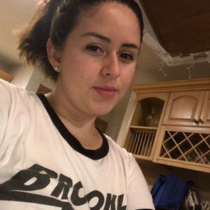 Meet your Posher, Veronica